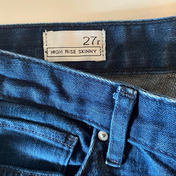 🎉HP!!🎉GAP HIGH RISE SKINNY Dark Wash Jean - Picture 4 of 10